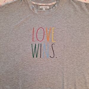 Rae Dunn Gray 'Love Wins' T-Shirt